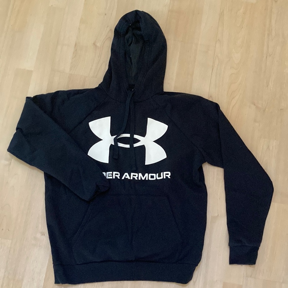 Under Armour Black Crew Neck Sweater Athletic Fit